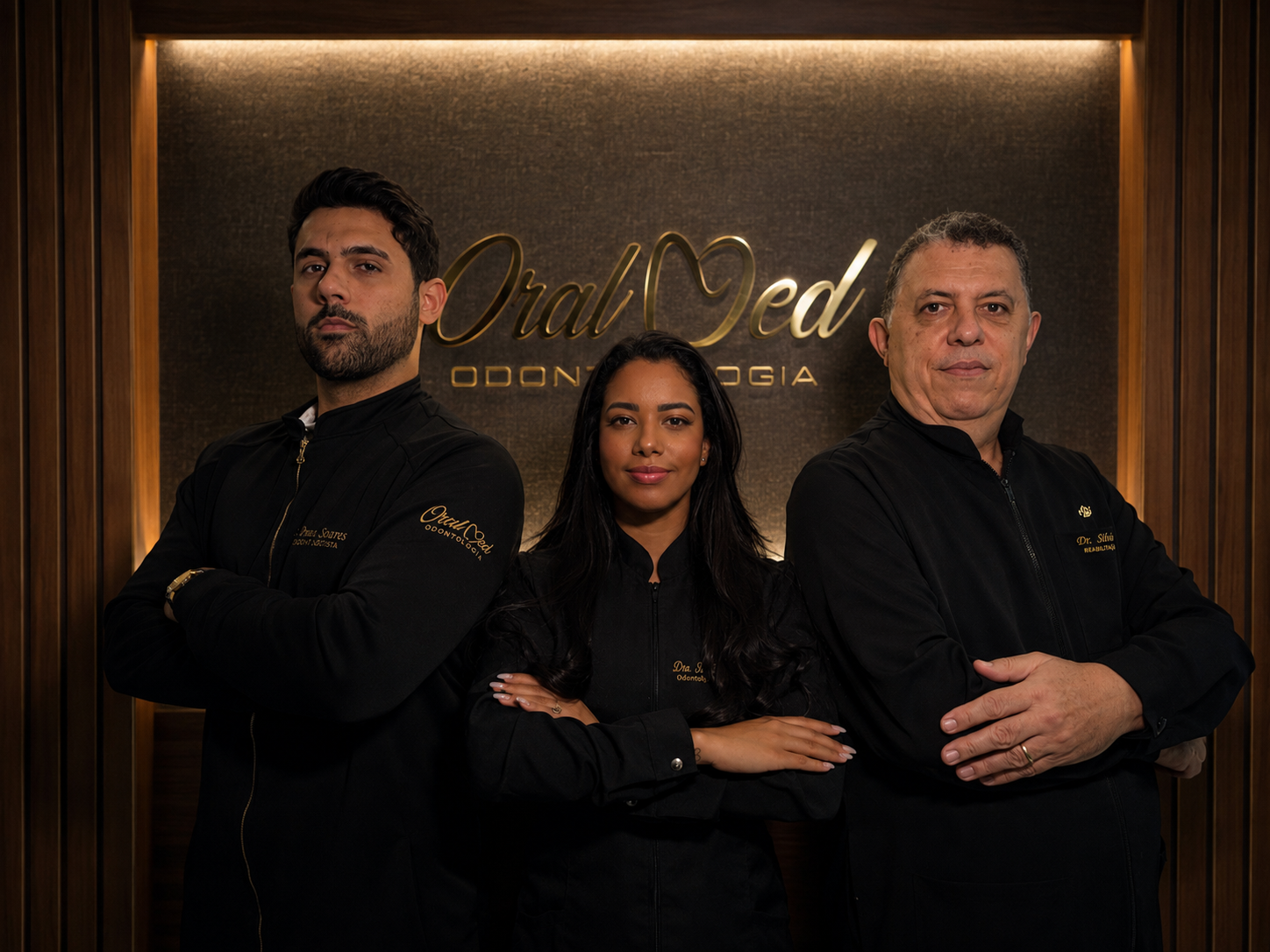 Equipe de dentistas da OralMed Odontologia em Salvador